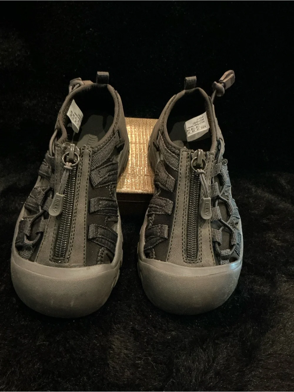 Youth Billy River Front-Zip Closed-Toe Sandals Waterproof Youth 12